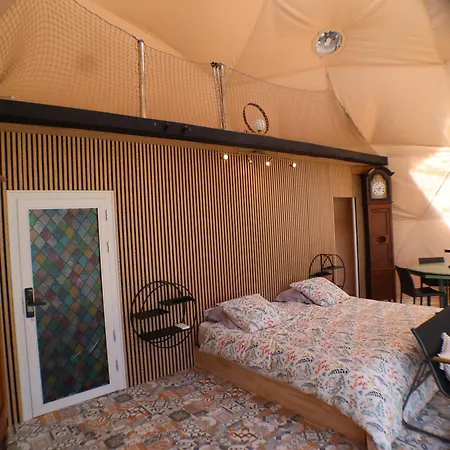 Nuit Insolite Dome Reinette Confort Campo de lujo Châtenois